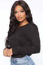 Load image into Gallery viewer, Classic Crewneck Pocket Tee - Black

