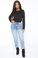 Load image into Gallery viewer, Classic Crewneck Pocket Tee - Black
