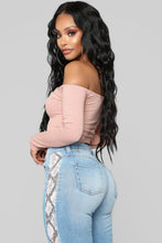 Load image into Gallery viewer, Talk That Talk Off Shoulder Top - Mauve
