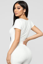 Load image into Gallery viewer, Joyce Crop Tee - White
