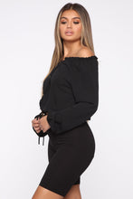 Load image into Gallery viewer, Lady in Waiting Top - Black
