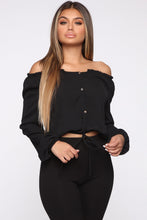 Load image into Gallery viewer, Lady in Waiting Top - Black
