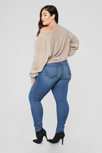 Load image into Gallery viewer, Spotless Mind Top - Coco
