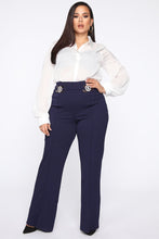 Load image into Gallery viewer, Don't Mind Showing Off Shirt - Ivory
