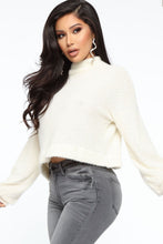 Load image into Gallery viewer, Isabella Cozy Top - Ivory
