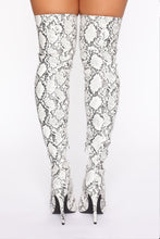 Load image into Gallery viewer, Feline Heeled Boots - Black/White
