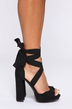 Load image into Gallery viewer, Proud Of You Heeled Sandals - Black
