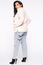 Load image into Gallery viewer, Feel So Cozy Sherpa Pullover - Oatmeal
