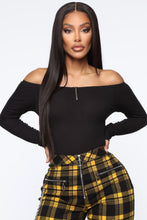 Load image into Gallery viewer, Zip Your Lips Long Sleeve Top - Black
