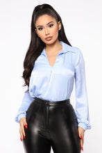 Load image into Gallery viewer, The Working Girl Satin Top - Blue
