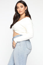 Load image into Gallery viewer, Twisted Sista Top - Cream
