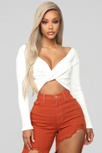 Load image into Gallery viewer, Twisted Sista Top - Cream
